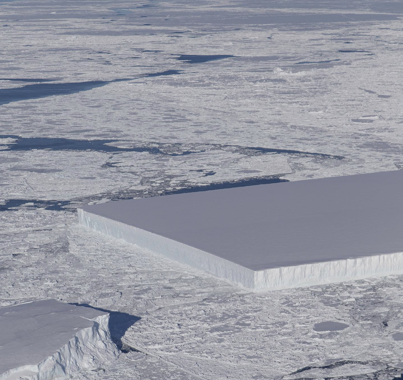 Iceberg géant rectaugulaire